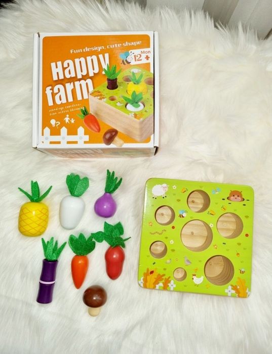 Drewniana zabawka edukacyjna Happy Farm Montessori 12m +