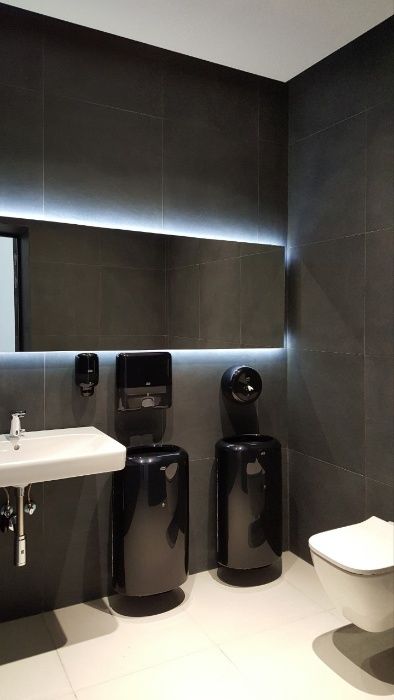 диспенсер TORK гигиена  склад.отель рестаран бизнес та медичний центр