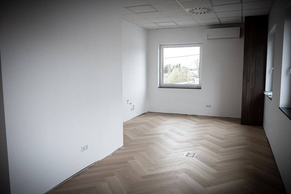 Wynajmę lokal usługowy - Nowy budynek