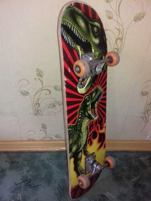 Скейт, скейтборд