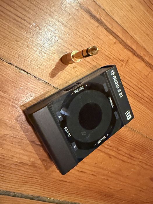 Native instruments audio 2 dj