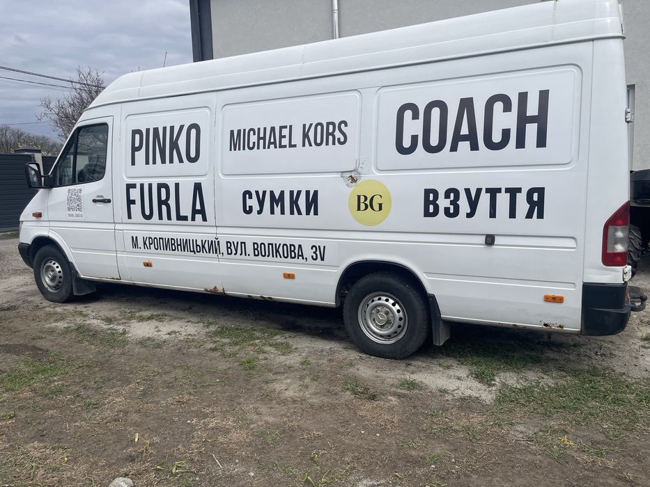 Mercedes Sprinter довга база 4.2м