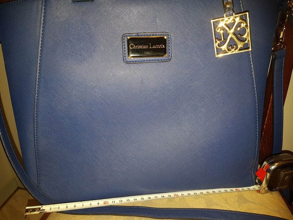 Torebka Christian Lacroix mieści A4, niebieska