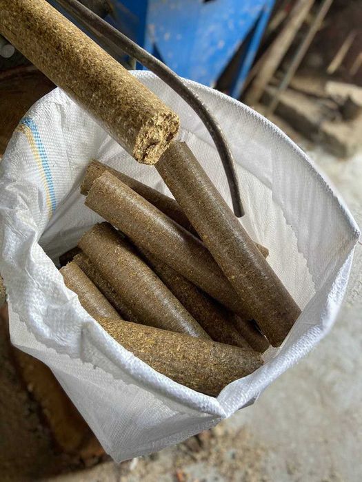 Брикети з деревини/лушпиння соняшника/PINI KAY/RUF/NESTRO/Руф/ПініКей/