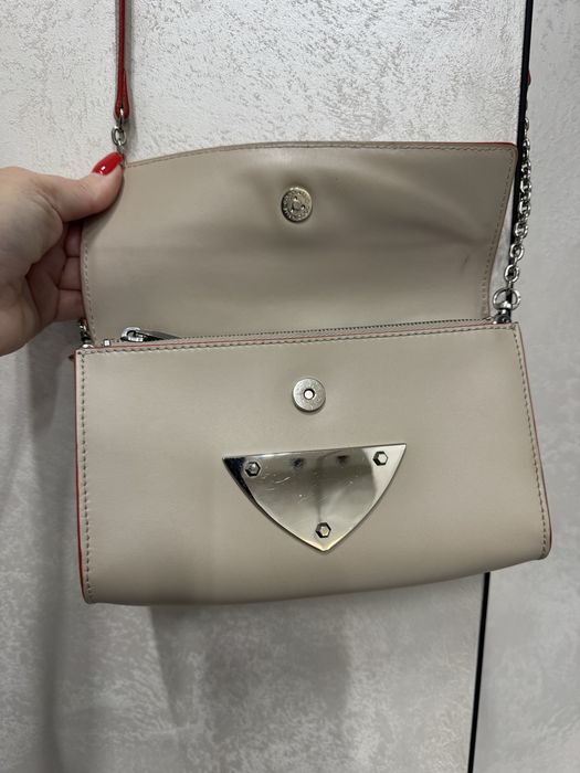 Продам сумку Coccinelle оригинал