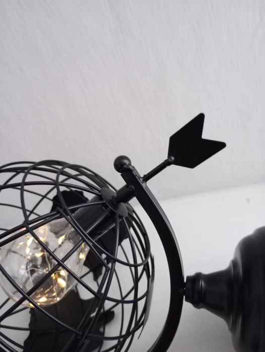 Globus czarny metalowy lampka  ledowa okazja