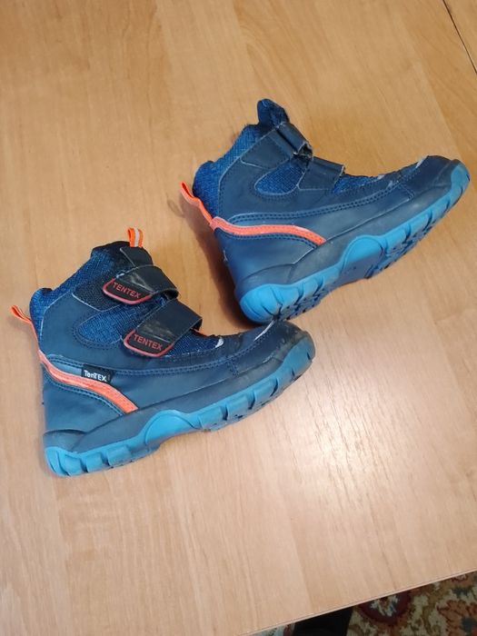 Дитячі черевики 27 розміру