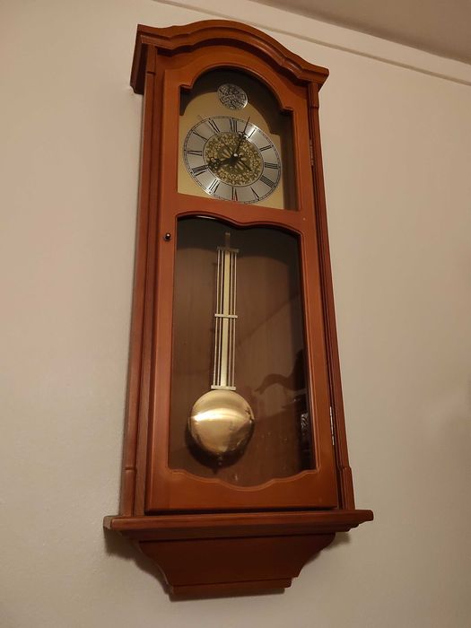 Relógio parede ( funciona pilhas )