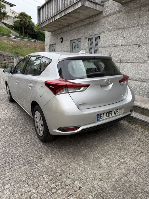 Toyota Auris D4D 2015 Diesel