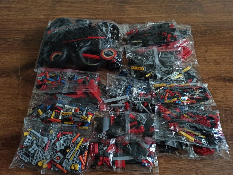 Конструктор сумісний з Lеgо Technic F1 Ferrari SF-24, 1361 деталь, (42207).