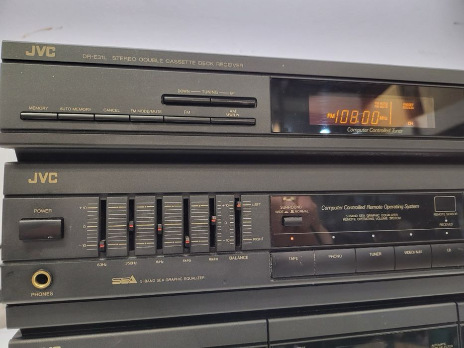 Стерео башта JVC DR-E5LBK з подвійною касетною декою