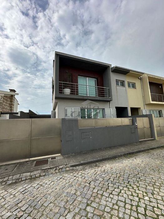 Moradia geminada, para venda, Vila do Conde - Mindelo