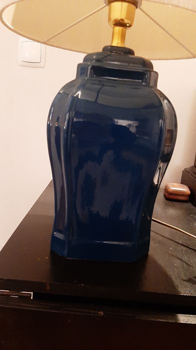 Candeeiro azul com abatjour