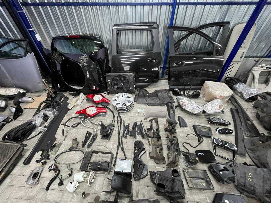 Двері Перед зад Dacia Lodgy / Dokker