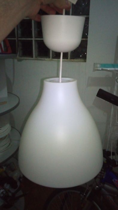 Candeeiro em plastico