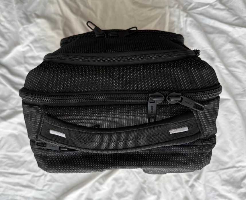 plecak na laptopa Thule Crossover 2 30L Czarny - Stan Idealny