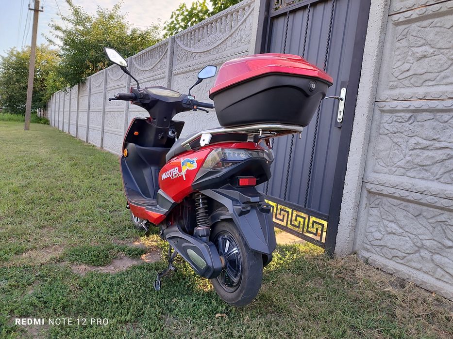 Електроскутер Maxxter falcon lll