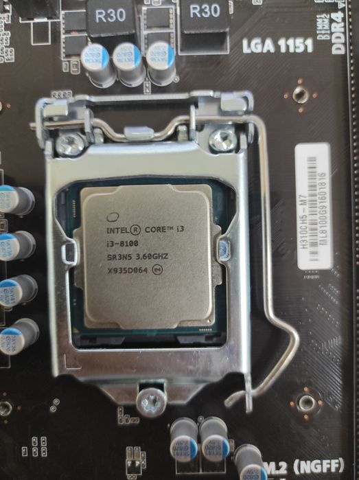 Материнская плата ECS H310CH5-M7/Intel Core i3-8100: 2 000 грн
