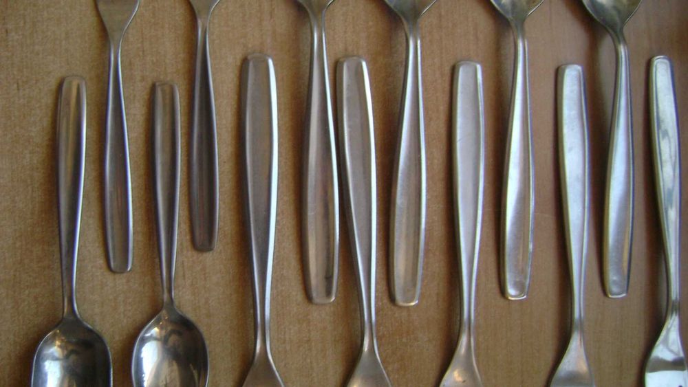 Starocie z PRL Stare sztućce Gerlach Zestaw 13sztućców o jednym wzorze