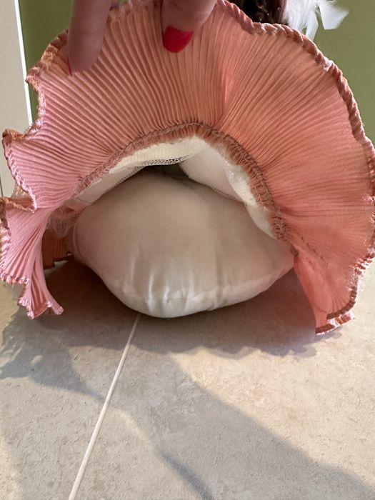 Порцелянова  лялька