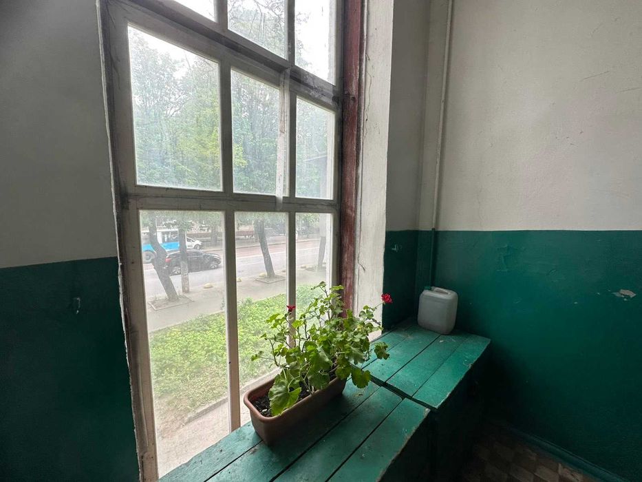 Продам квартиру в центрі