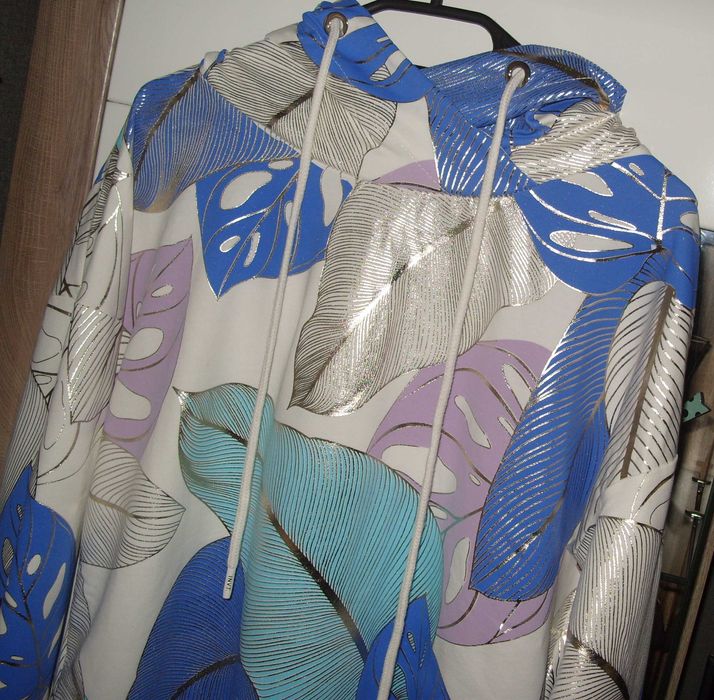 bluza z kapturem w liście monster-MEGI- r. S/M
