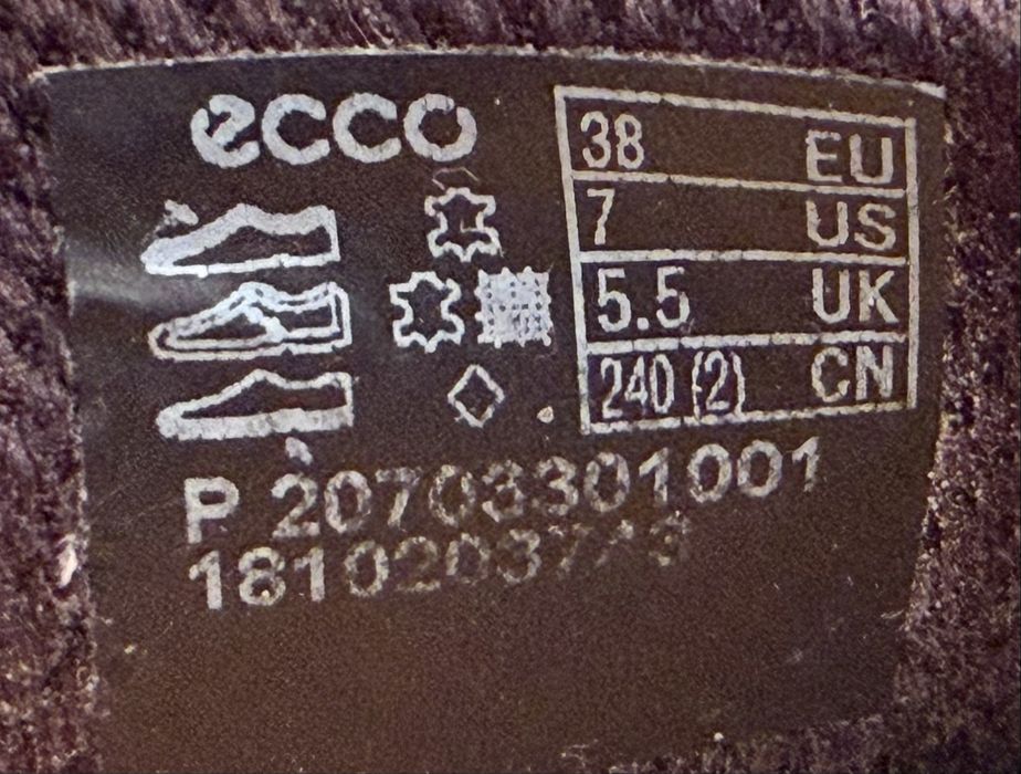 Жіночі туфлі Ecco Aguet Mary Jane. Розмір 38(24 см)