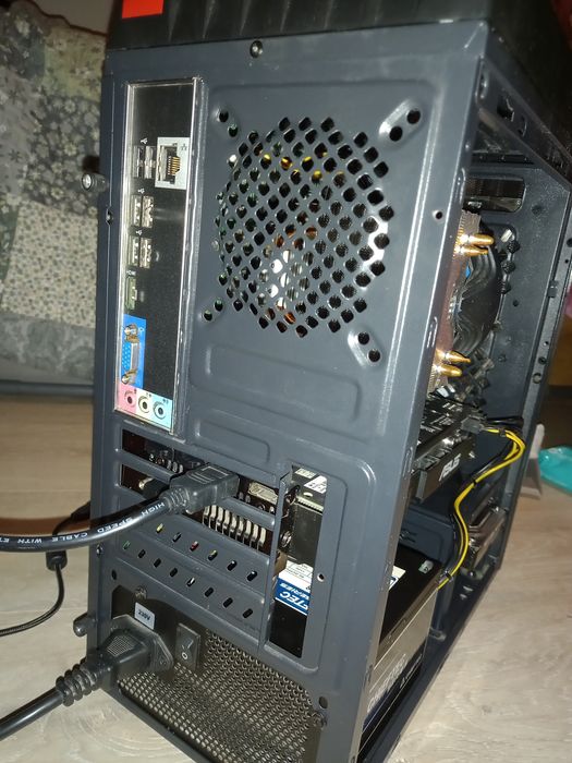 Персональний комп'ютер RX580, I7 2600, 4гб