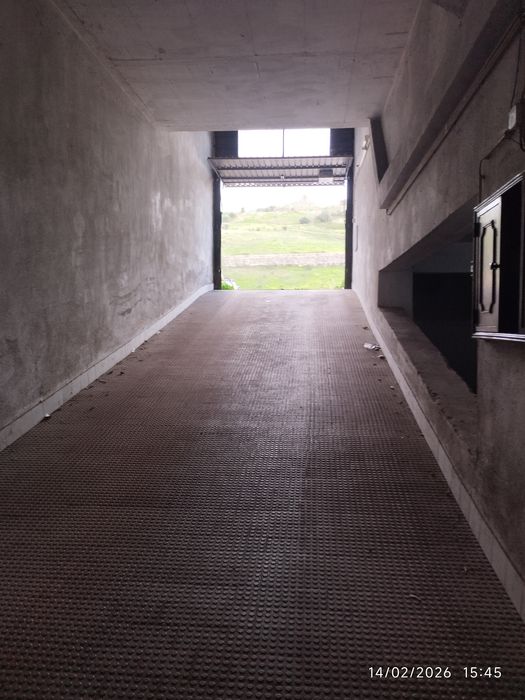 Aluga se parqueamento para moto - Queluz