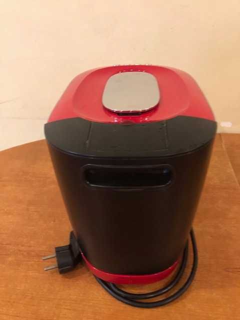 Капcульная кофеварка Tchibo Cafissimo 313212 под ремонт