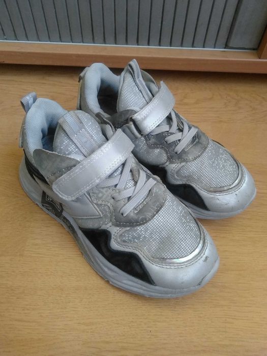 Мокасіни, кеди, кросівки на дівчинку 33, 34 розмір