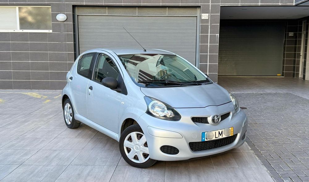 Toyota Aygo 1.0 A/C 130MIL KMS Nacional