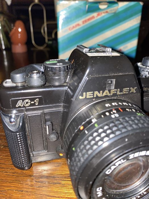 Máquina Fotográfica Jenaflex AC-1 Electectronic lentes Carl Zeiss