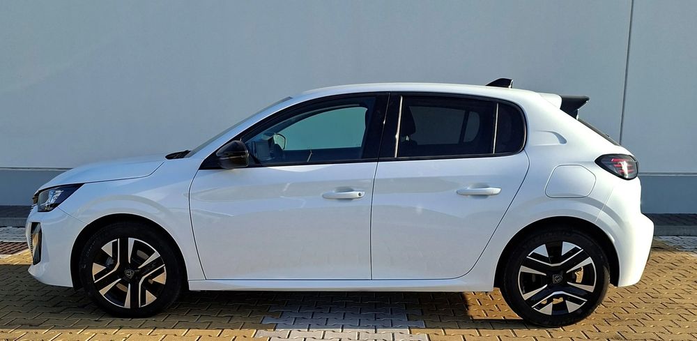 Peugeot 208 1.2 Hybrid Allure e-DCS6