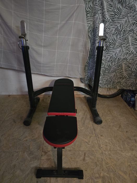 Obciążenie,ławeczka, sztanga,hantle,stojaki.