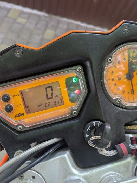 КТМ супер дюк 990