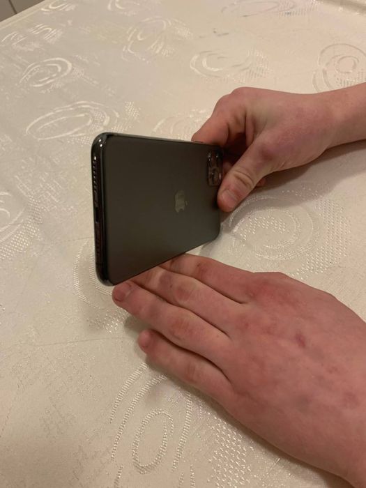 iPhone 11 pro max 256