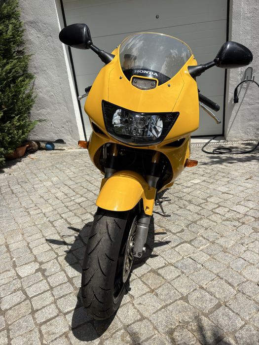 HONDA VTR 1000 FireStorm