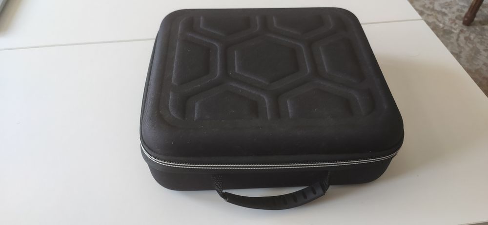 Switch desbloqueada + acessórios + jogos