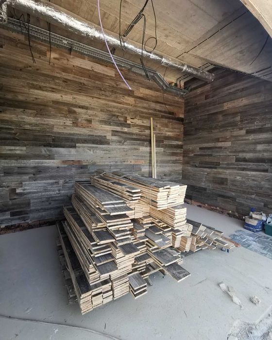 Stare Deski ścienne z odzysku– oryginalne stare drewno ze stodoły