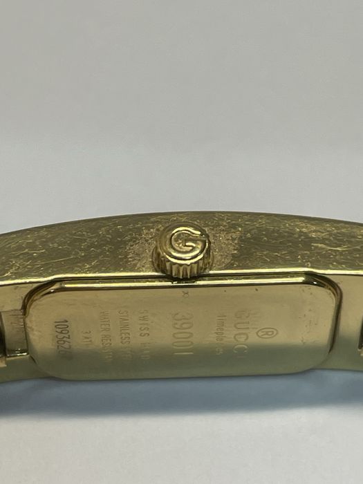 Жіночий годинник Gucci 3900L