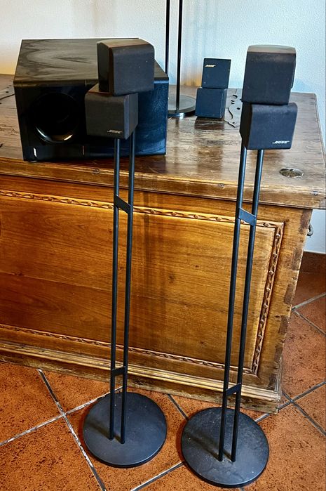 Bose Acoustimass 7 – Sistema Home Cinema 5.1 Completo + Suportes Originais