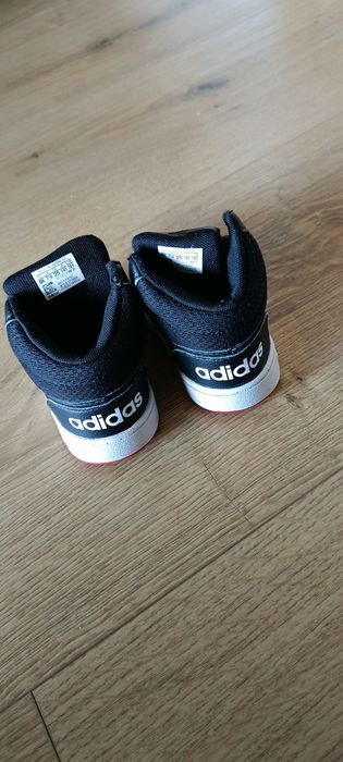 Buty chłopięce adidas 25
