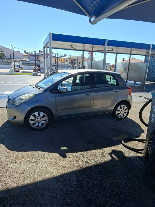 Toyota yaris 1.4D4D com a.c