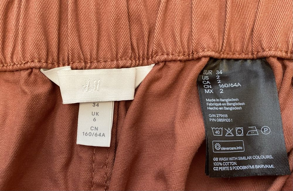 Calções - marca H&M