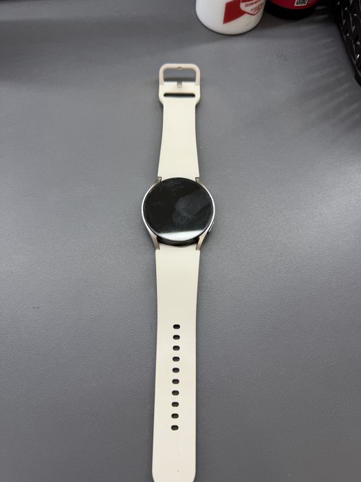Продам часы Galaxy Watch 6
