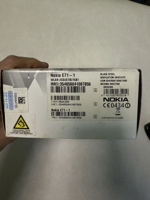 Б/у мобільний телефон Nokia E71 оригінал