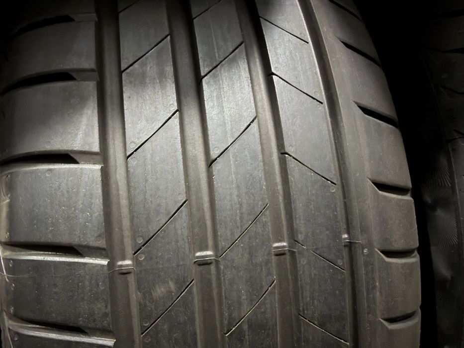235/50 r 19 Bridgestone 4 шт.
