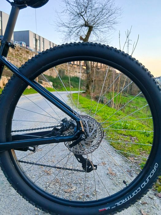 Bicicleta Specialized 29" BTT (negociável)