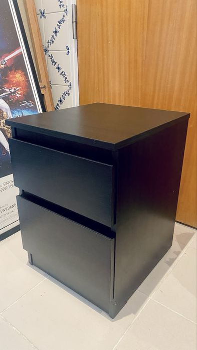 Mesa cabeceira Ikea preto nova